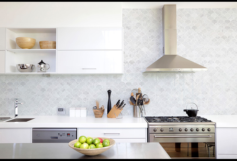 White - Fish Scale Mosaic Tiles - GOLD COAST TILE SHOP - TILES FOR EVERY  STYLE & BUDGET
